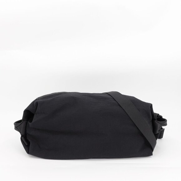 Lululemon Fast Track Bag 2.0 10L Black OS - Picture 3 of 14